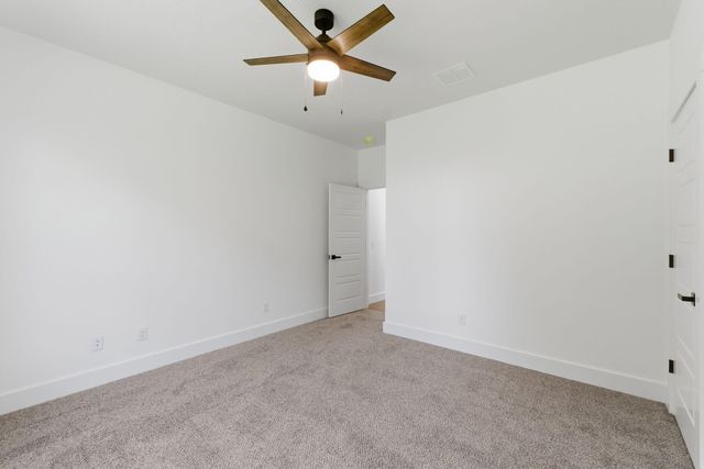 5274 N Seacrest Drive, Ozark, MO 65721