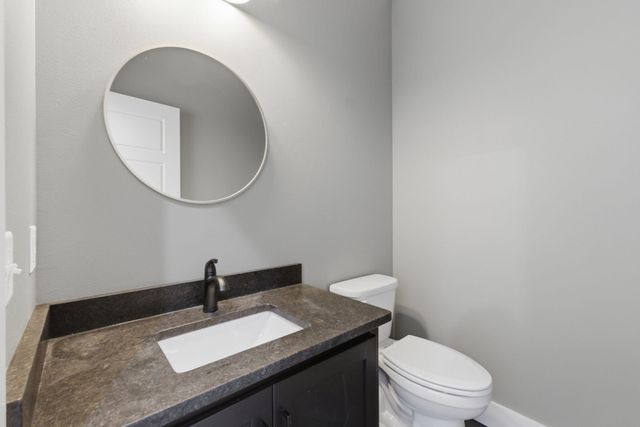 5274 N Seacrest Drive, Ozark, MO 65721