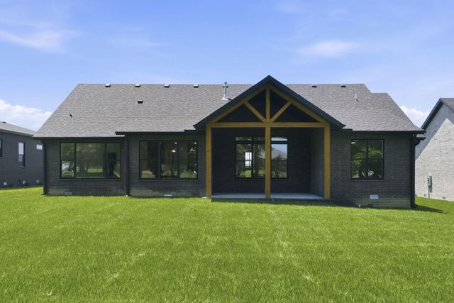 5274 N Seacrest Drive, Ozark, MO 65721