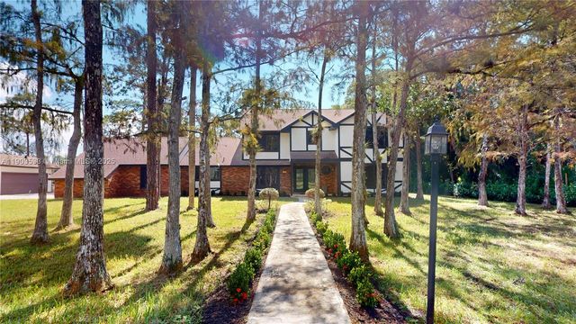 12986 Marcella Blvd, Loxahatchee, FL 33470