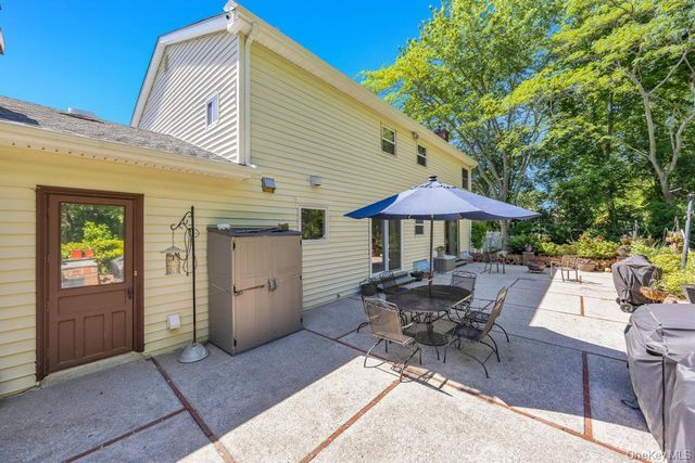 83 Strathmore Village Drive, South Setauket, NY 11720