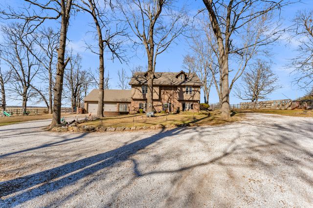 8433 W Veterans Boulevard, Clever, MO 65631