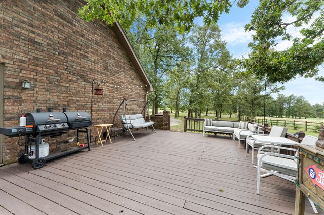 8433 W Veterans Boulevard, Clever, MO 65631