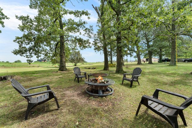 8433 W Veterans Boulevard, Clever, MO 65631