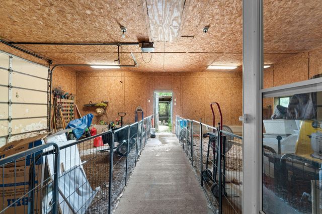 8433 W Veterans Boulevard, Clever, MO 65631