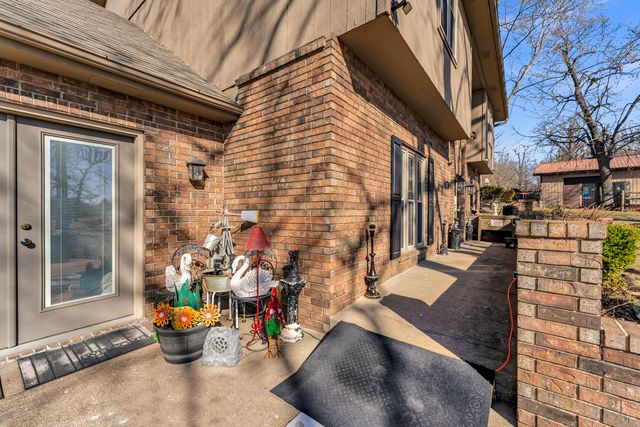 8433 W Veterans Boulevard, Clever, MO 65631