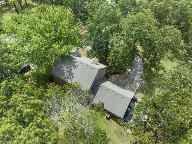 8433 W Veterans Boulevard, Clever, MO 65631