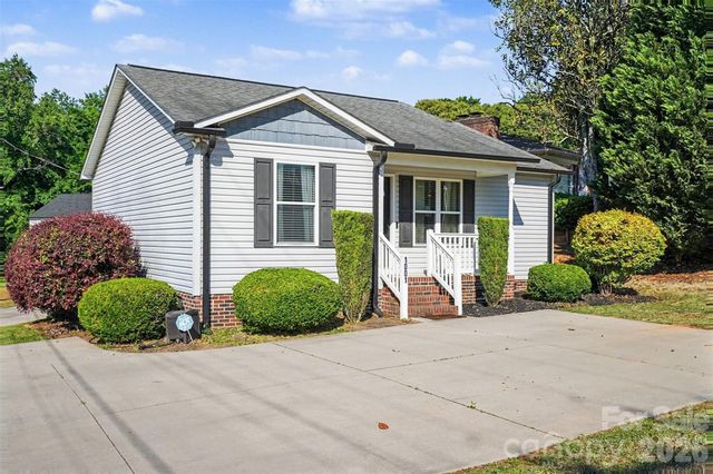 1001 Rainbow Drive, Kannapolis, NC 28081
