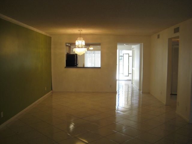 5153 Oak Hill Road 511, Delray Beach, FL 33484