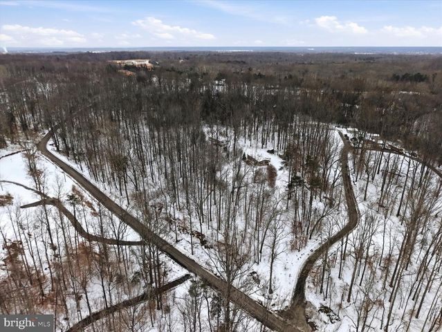 9390 CHAPEL GREEN RD, King George, VA 22485