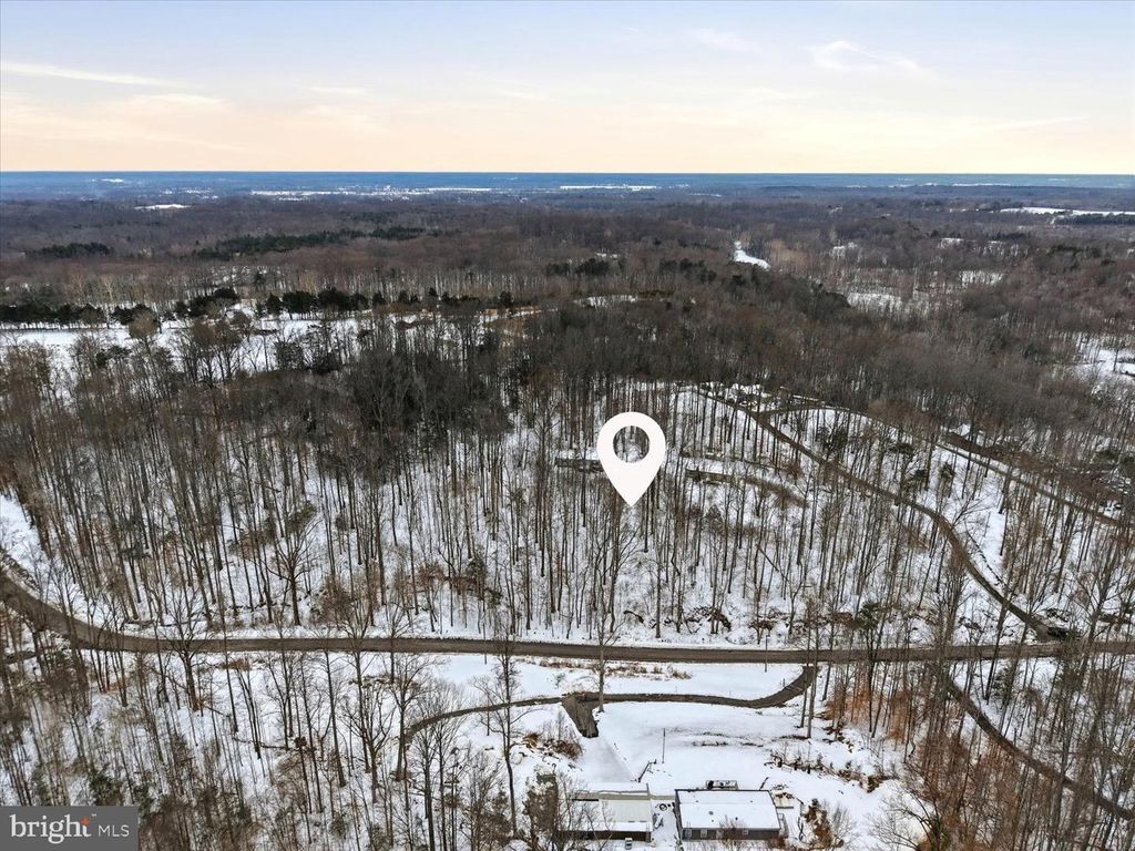 9390 CHAPEL GREEN RD, King George, VA 22485