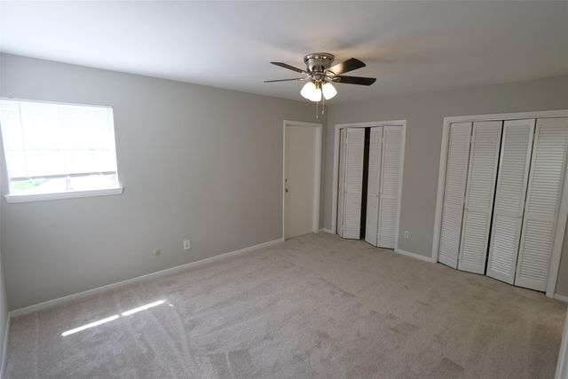 9526 Val Verde Street, Houston, TX 77063