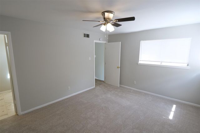 9526 Val Verde Street, Houston, TX 77063