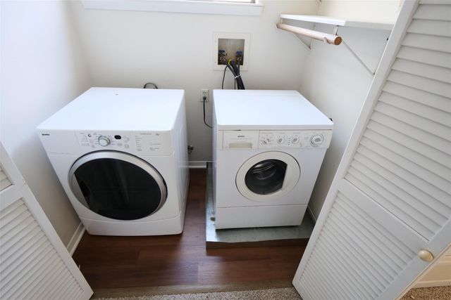 9526 Val Verde Street, Houston, TX 77063