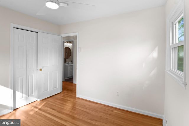 40 LEA RD, Colonial Beach, VA 22443