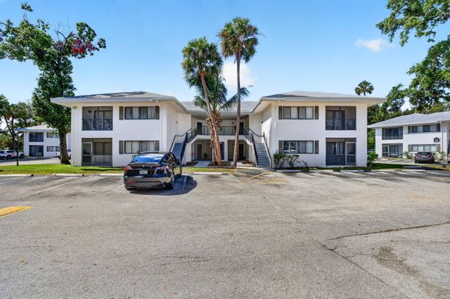 2550 SW 18th Terrace 2005, Fort Lauderdale, FL 33315