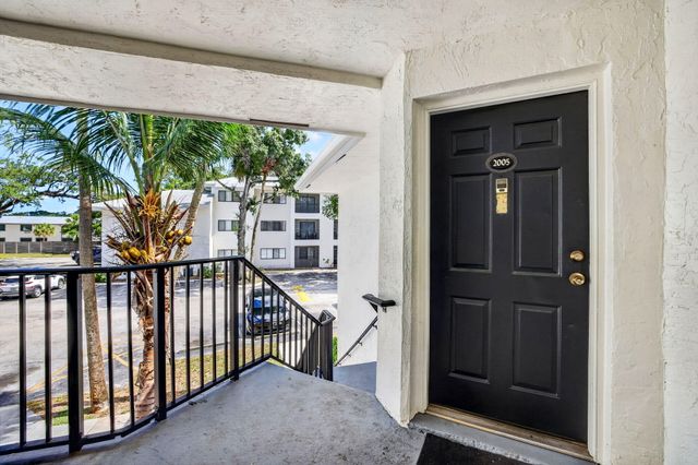 2550 SW 18th Terrace 2005, Fort Lauderdale, FL 33315