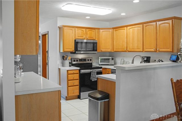 107 Trace Court, West Carrollton, OH 45439