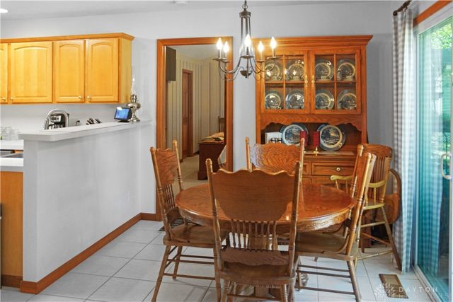 107 Trace Court, West Carrollton, OH 45439