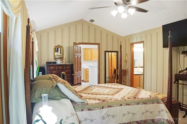 107 Trace Court, West Carrollton, OH 45439
