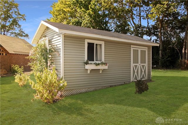 107 Trace Court, West Carrollton, OH 45439