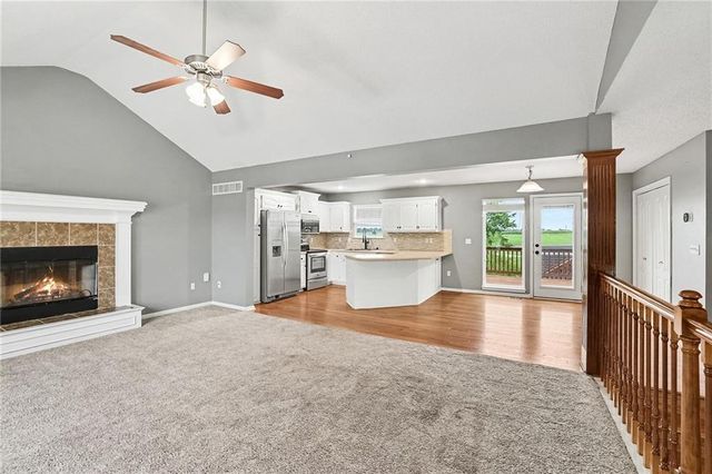 611 W 3rd Terrace, Wellsville, KS 66092
