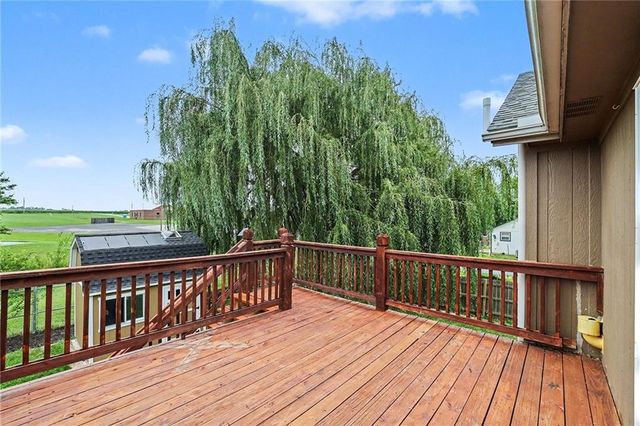 611 W 3rd Terrace, Wellsville, KS 66092