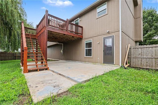 611 W 3rd Terrace, Wellsville, KS 66092