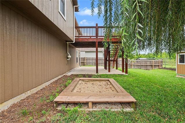 611 W 3rd Terrace, Wellsville, KS 66092