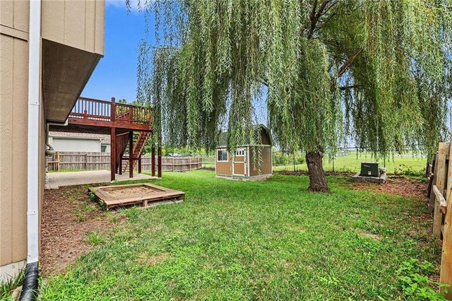 611 W 3rd Terrace, Wellsville, KS 66092