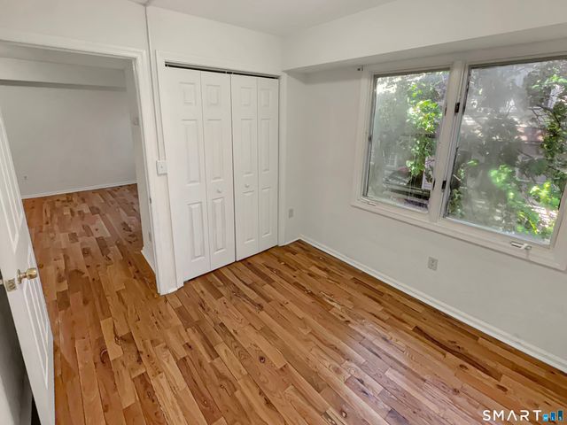 183 Livingston Place 12, Bridgeport, CT 06610