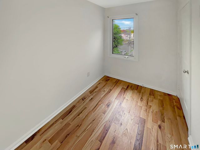 183 Livingston Place 12, Bridgeport, CT 06610