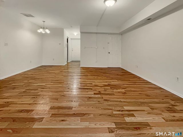 183 Livingston Place 12, Bridgeport, CT 06610