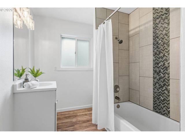 8412 Ne 27TH Ave, Vancouver, WA 98665