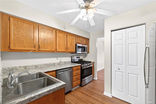 1214 Meadowbrook, North Strabane, PA 15317