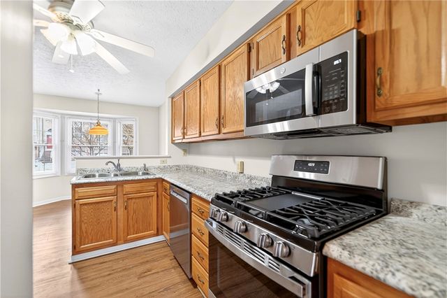 1214 Meadowbrook, North Strabane, PA 15317