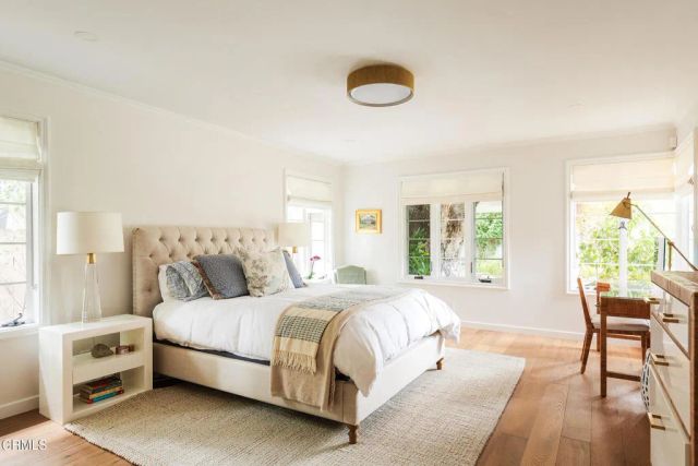 154 S Arroyo Boulevard, Pasadena, CA 91105