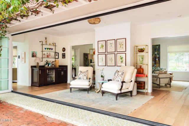 154 S Arroyo Boulevard, Pasadena, CA 91105