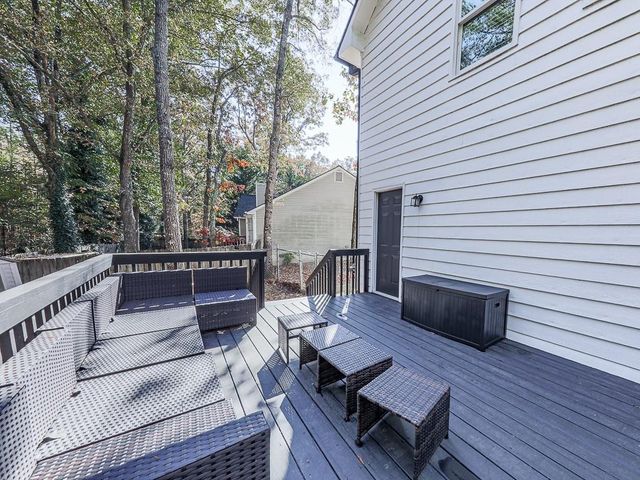 47 White Oak SE Drive, Cartersville, GA 30121