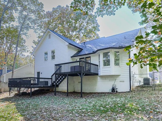 47 White Oak SE Drive, Cartersville, GA 30121