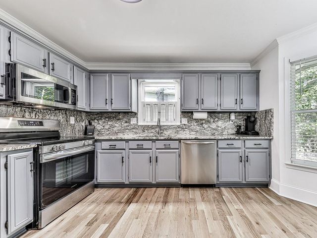 47 White Oak SE Drive, Cartersville, GA 30121