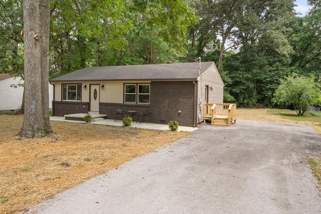 207 Tulsa Ave, Tullahoma, TN 37388