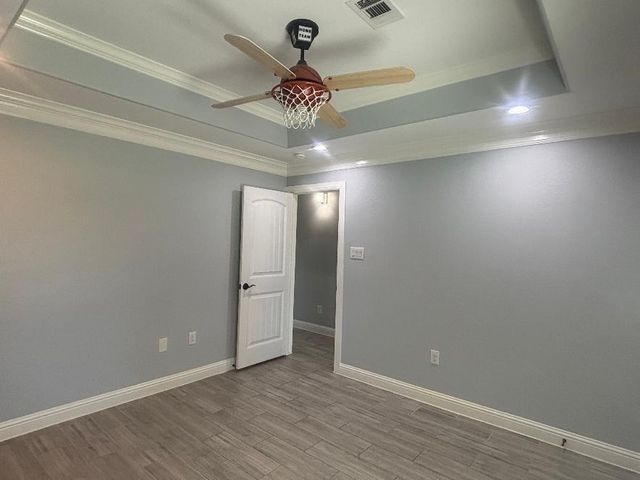 10002 Paintbrush Lane, Sugar Land, TX 77498