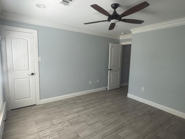 10002 Paintbrush Lane, Sugar Land, TX 77498