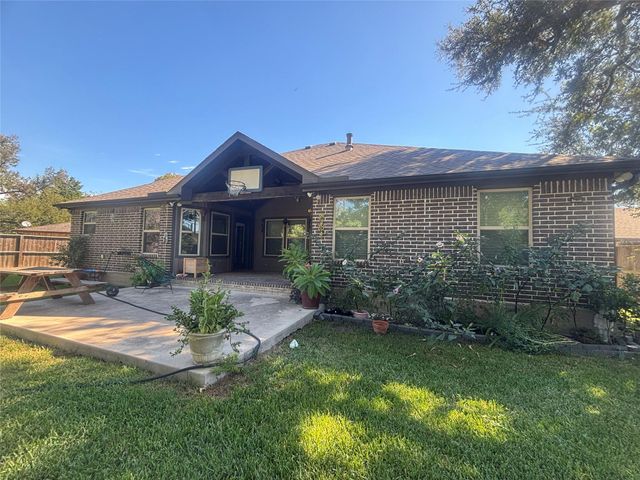 10002 Paintbrush Lane, Sugar Land, TX 77498