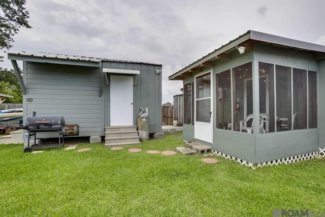 21112 Highway 1, Golden Meadow, LA 70357