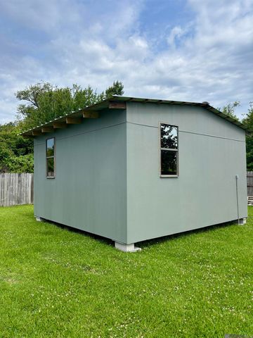 21112 Highway 1, Golden Meadow, LA 70357