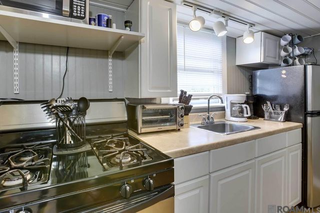 21112 Highway 1, Golden Meadow, LA 70357