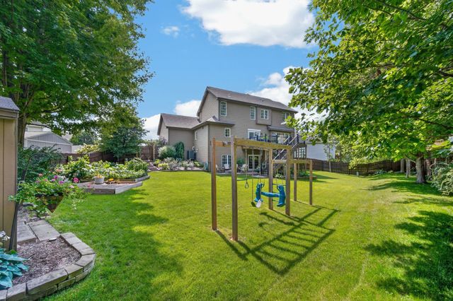 706 NE 40th Court, Ankeny, IA 50021