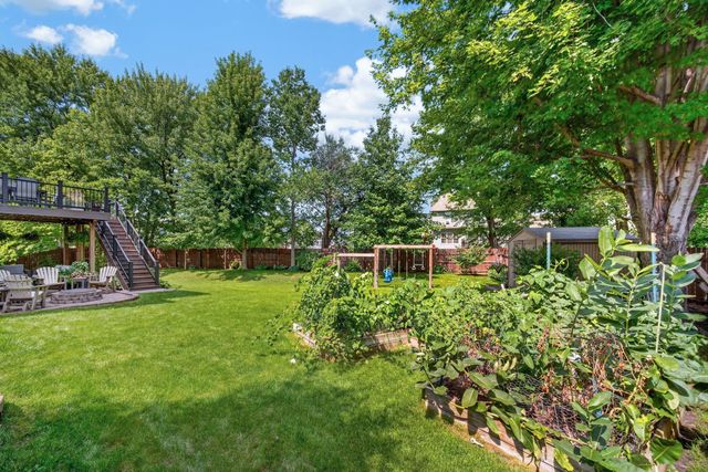 706 NE 40th Court, Ankeny, IA 50021